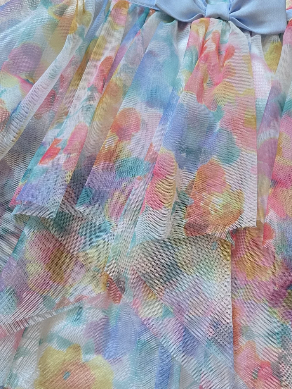 N/A sleeveless pastel